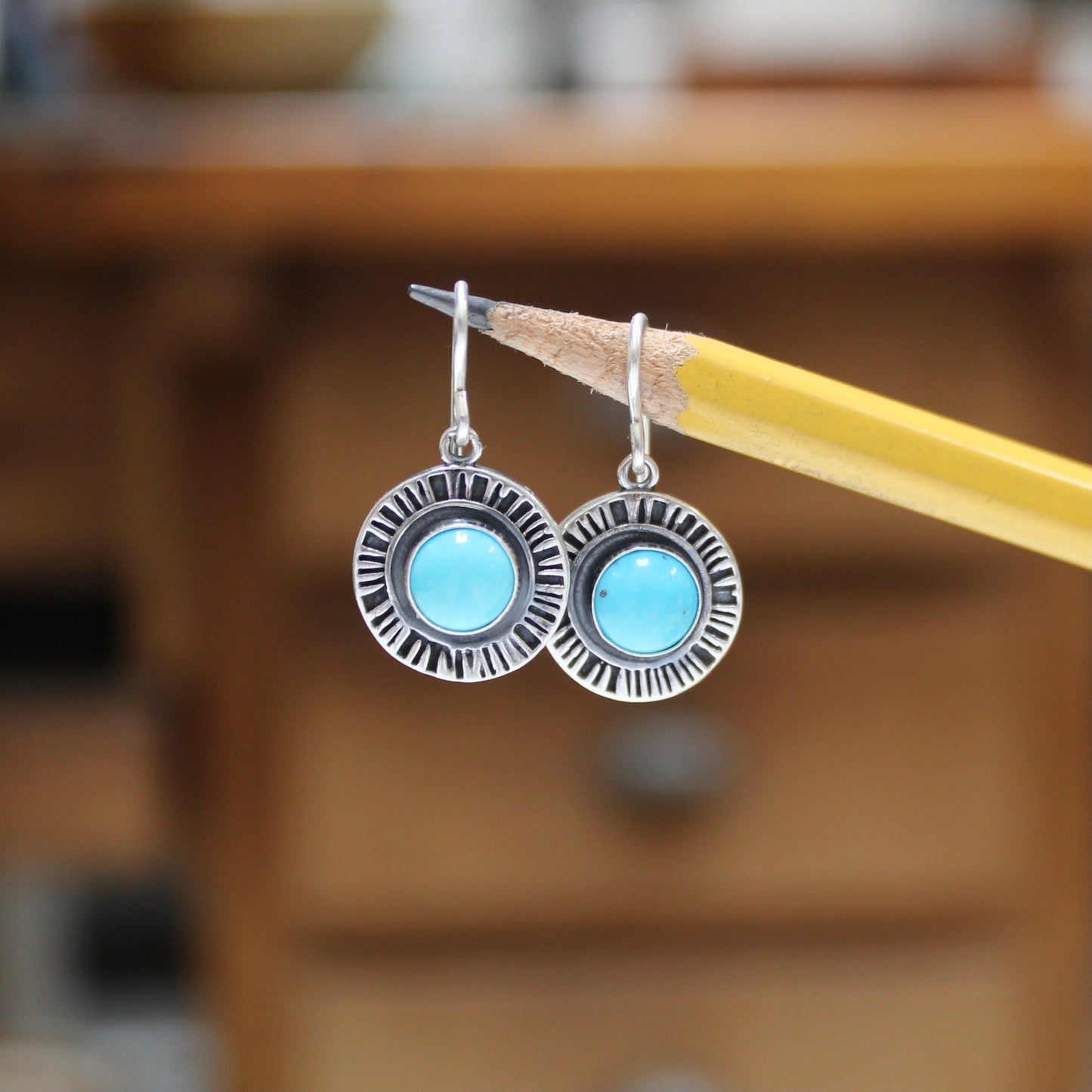 Starburst Earring Setting with 8mm Kingman Turquoise Gemstone