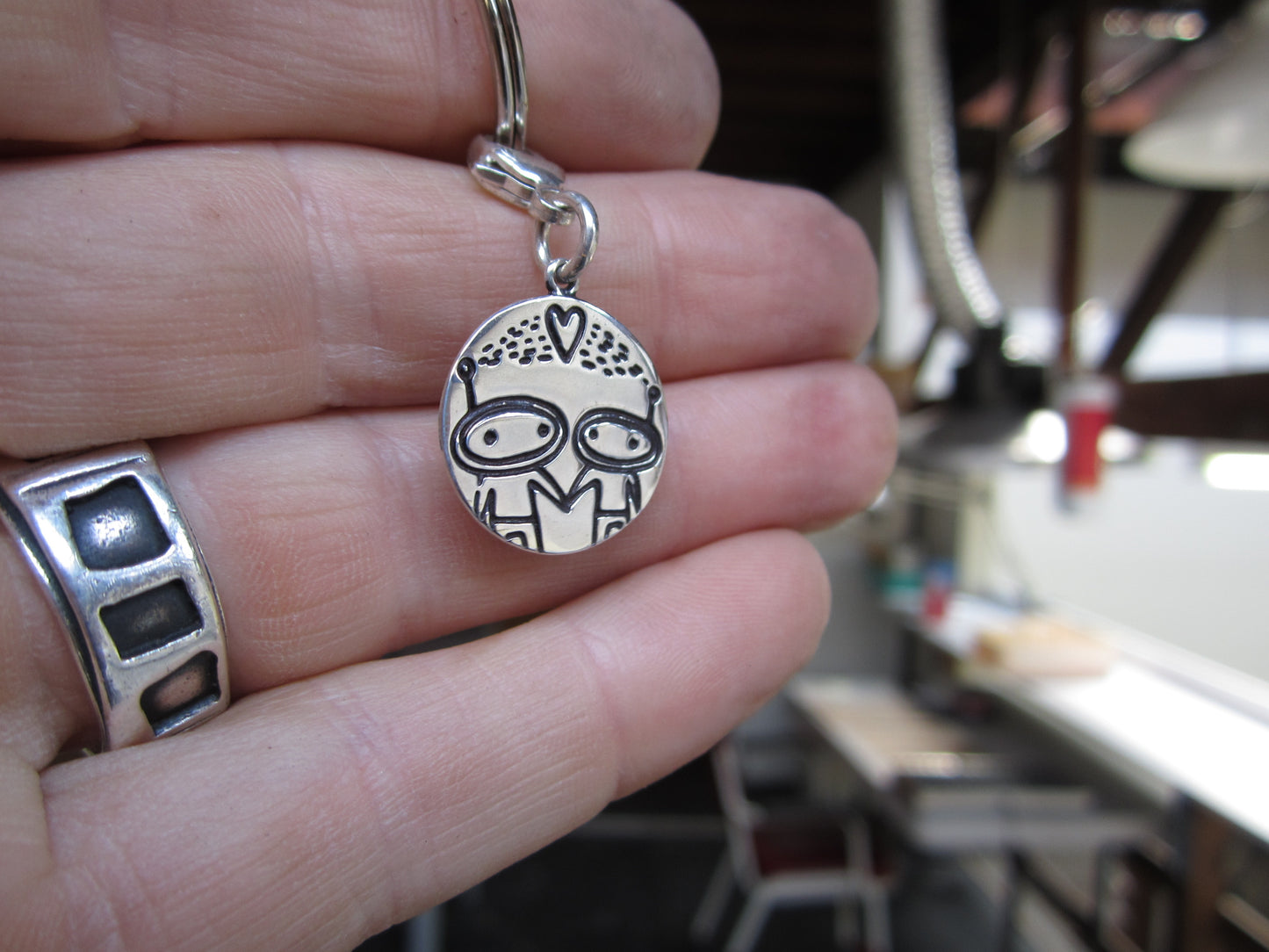 Sterling Silver Aliens in Love Keychain - Cute Rocket Ship Astronaut Key Fob - Alien Family Gift for Men and Women