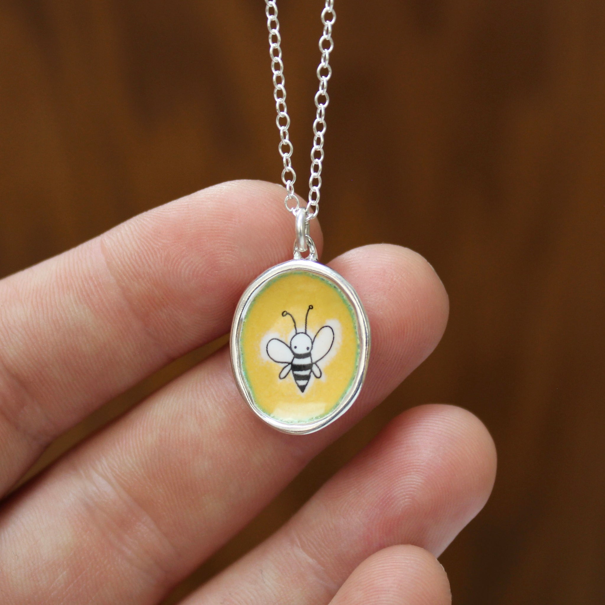 Enamel bee necklace outlet