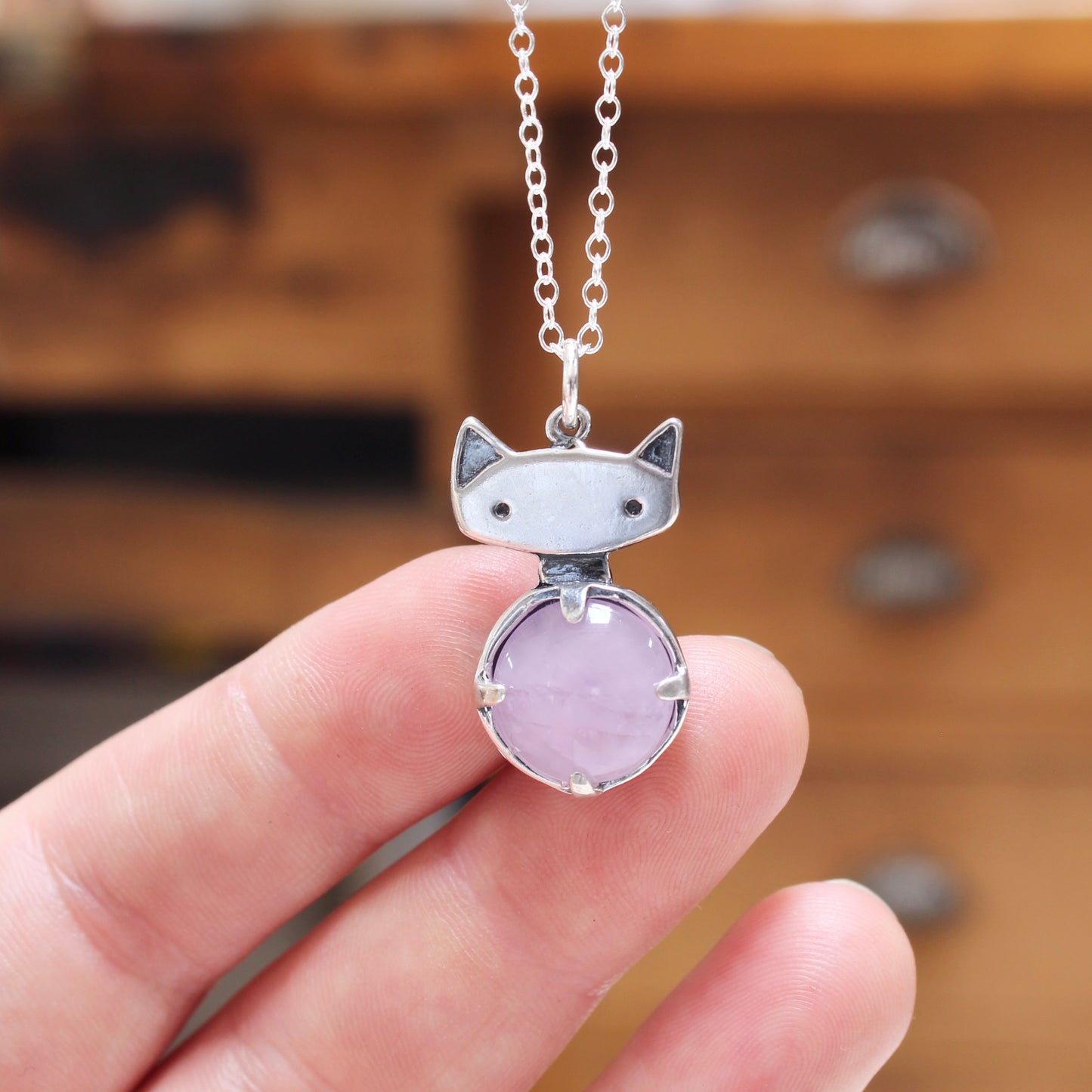 Prong Set Rose Quartz Cat Necklace