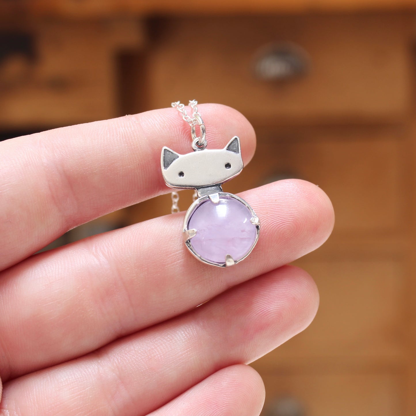 Prong Set Rose Quartz Cat Necklace