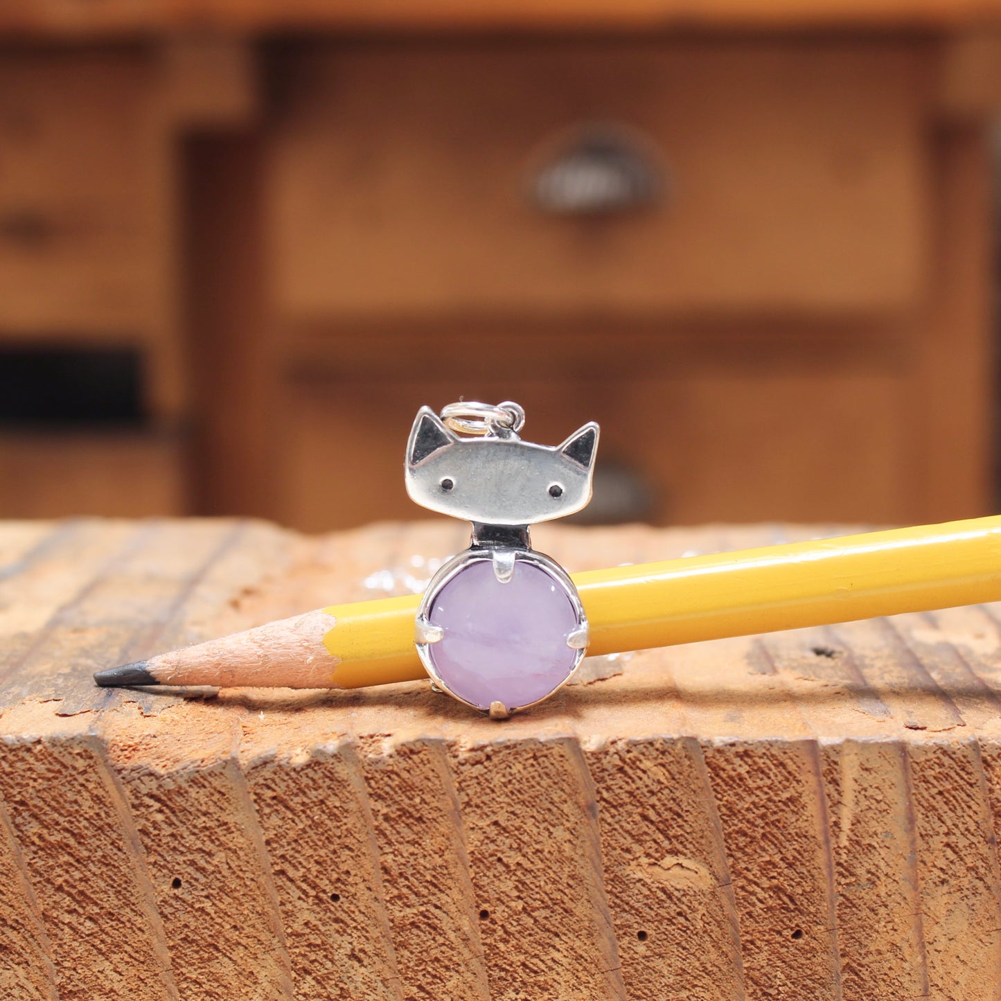 Prong Set Rose Quartz Cat Necklace