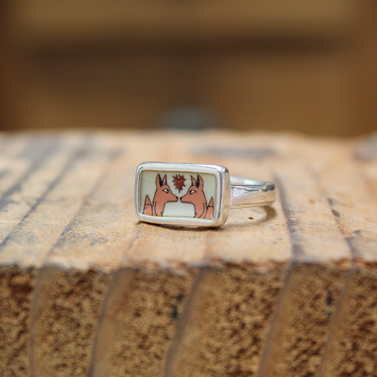 Spellbound Foxes Ring in Sterling Silver and Enamel